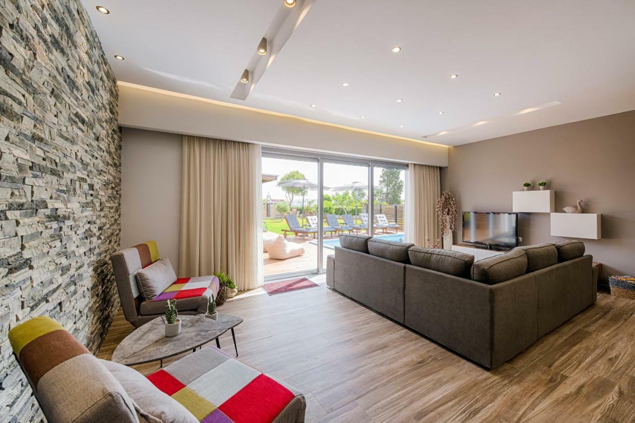 Nastazia Luxury Beach House Ялиссос Экстерьер фото